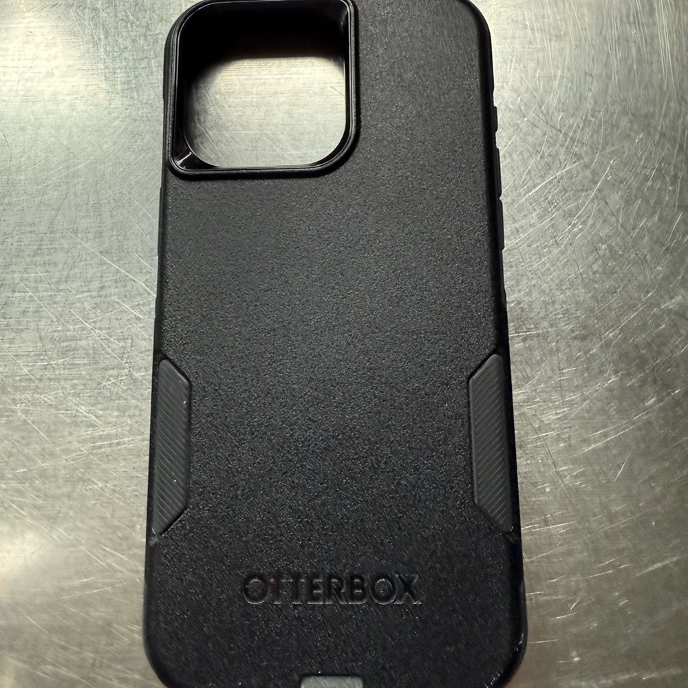 OtterBox Black Rugged Phone Case Dual-Layer Protection